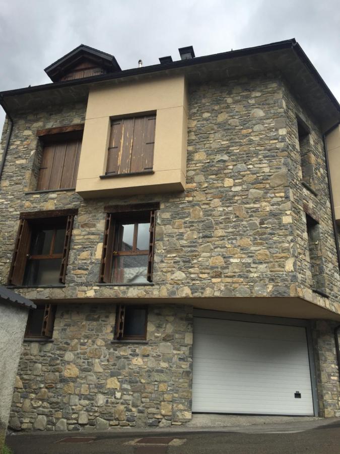 Apartamento En Escarrilla, Сальєнт-де-Гальєго Екстер'єр фото