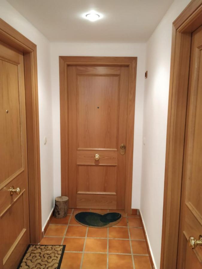 Apartamento En Escarrilla, Сальєнт-де-Гальєго Екстер'єр фото